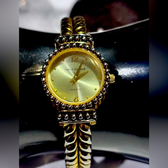Vintage Golden and silver Harve Benard Gold Women's Watch - Picture 1 of 7